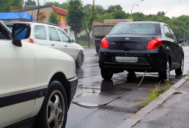 Буксировка автомобиля мазда демио из Владивостока в Уссурийск